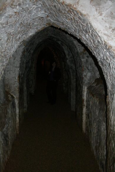 Hellfire Caves in West Wycombe, Treffpunkt des Hellfire Clubs in Medmenham Abbey