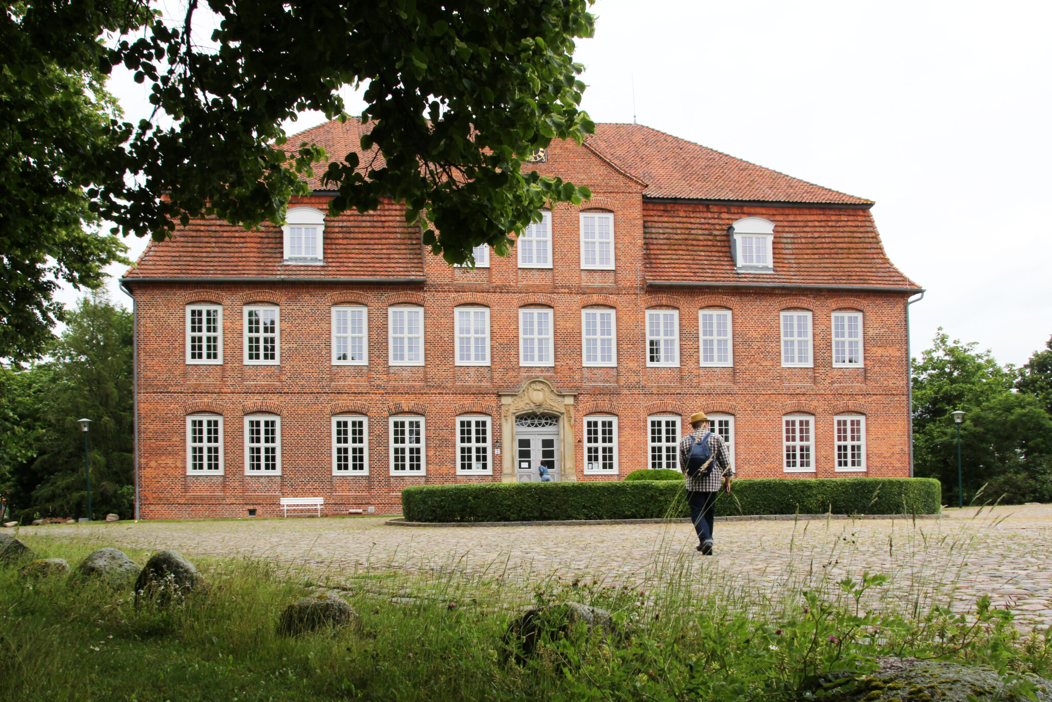 Neue Nutzung Alter Schlösser In Mecklenburg-Vorpommern - Burgdame