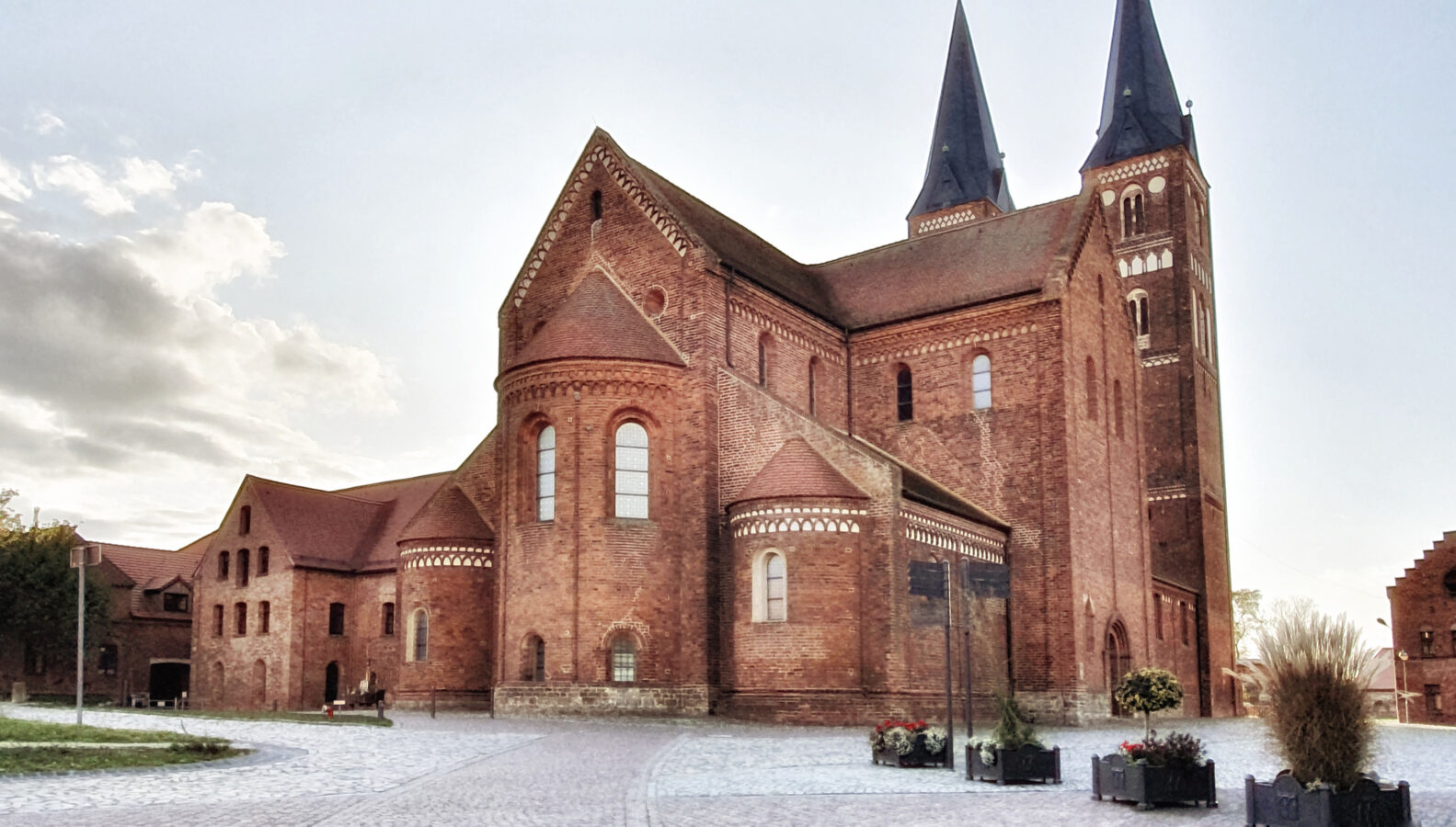 Ein Top Ausflugsziel in der Altmark ist das Kloster Jerichow. Das Backsteinkloster ist das interessanteste und schönste Kloster der Altmark. 