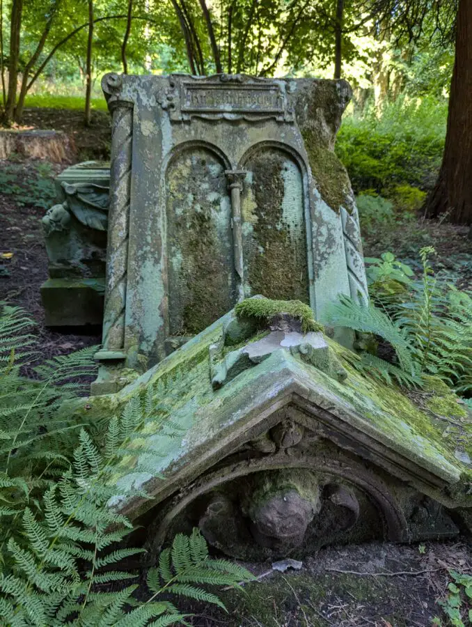 Sehenswürdigkeiten Saarbrücken - alter Friedhof Alt Saarbrücken