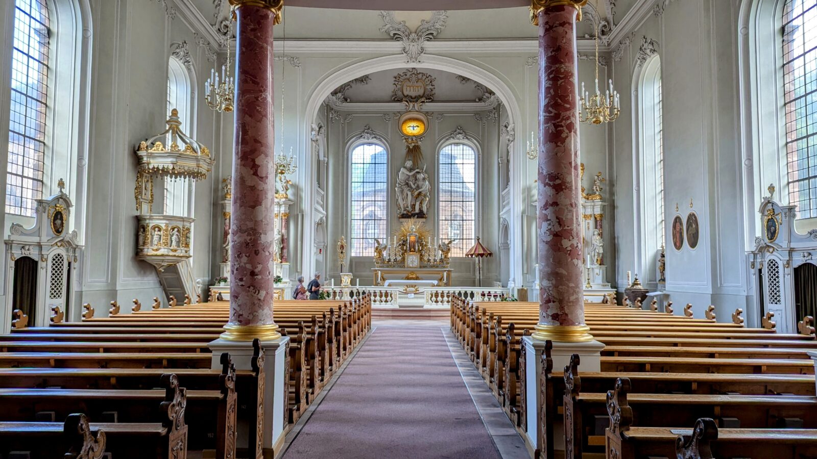 Sehenswerte Kirchen in Saarbrücken - die Ludwigskirche gehört zu den schönsten Sehenswürdigkeiten von Saarbrücken. 