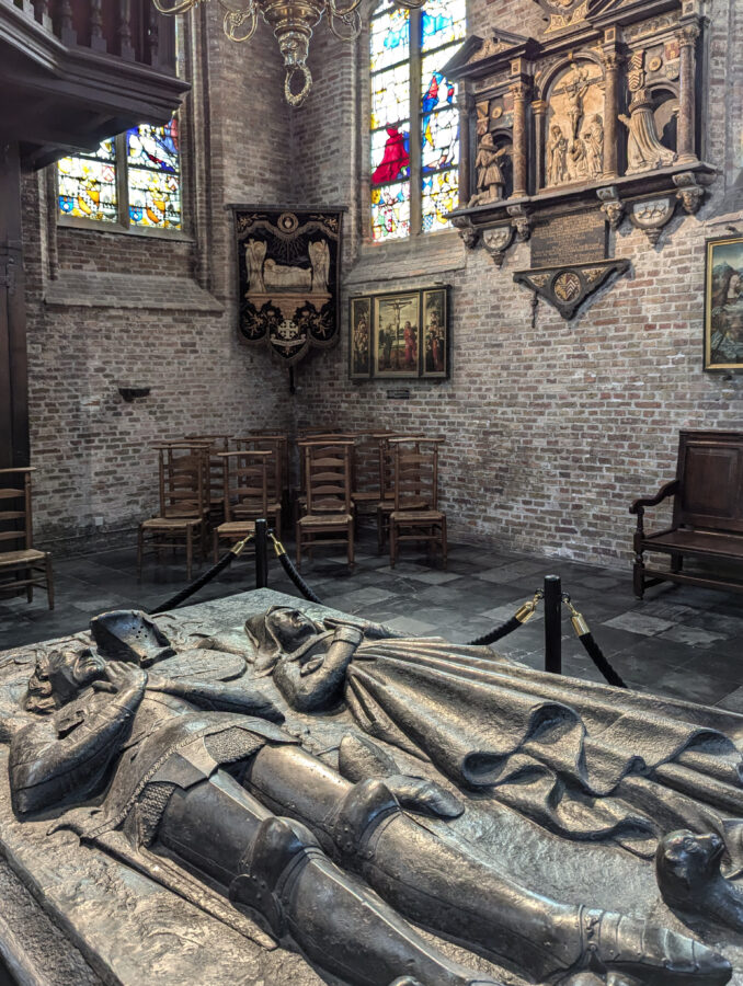 Geheimtipp für Brügge, Adornes Domein, Schlösser in Brügge, Mausoleum in Brügge