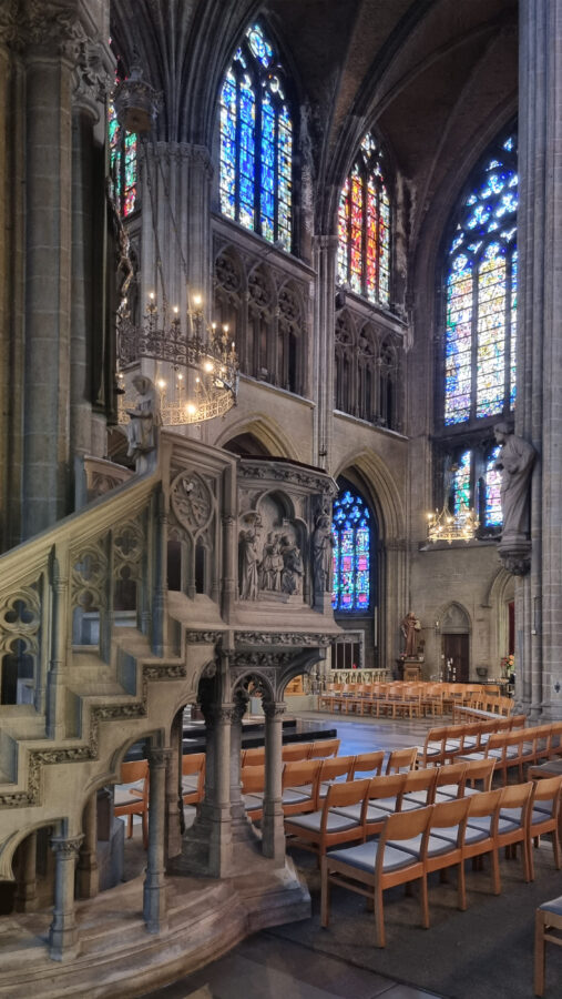 Peter und Paul Kirche Ostende, gotische Kirche in Ostende gehört zu den Sehenswürdigkeiten an der belgischen Küste